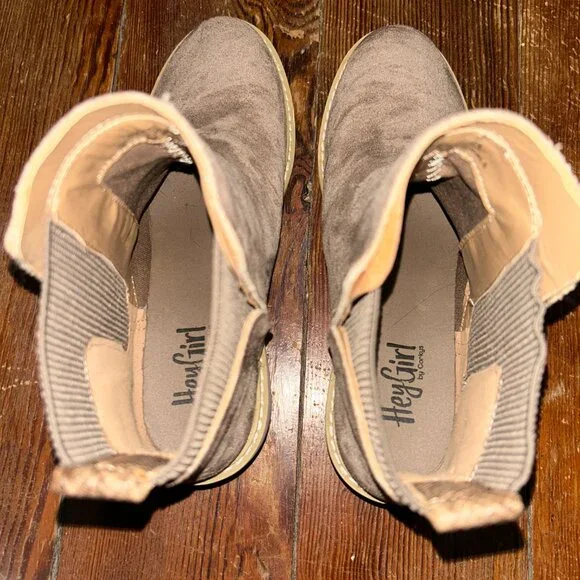 Corky's Hey Girl Basic Bootie In Taupe & Grey - Picture 6 of 6